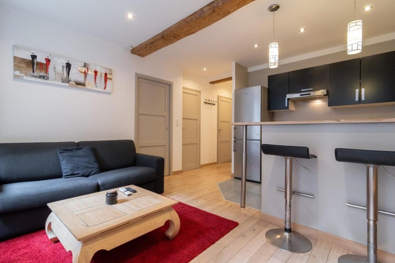 Vieux - Lumineux Avec Cachet ! 2pers Apartment